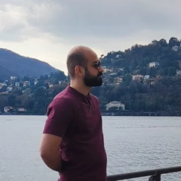 سیاوش نبی پور