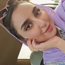 زینب شه بخش